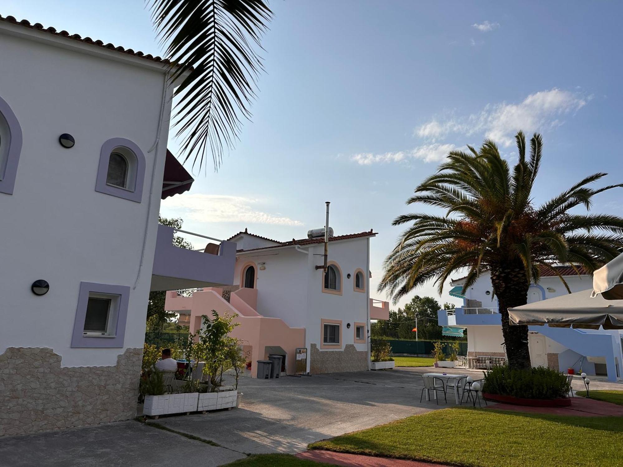 7Syn7 Aparthotel Oreoi Exterior foto