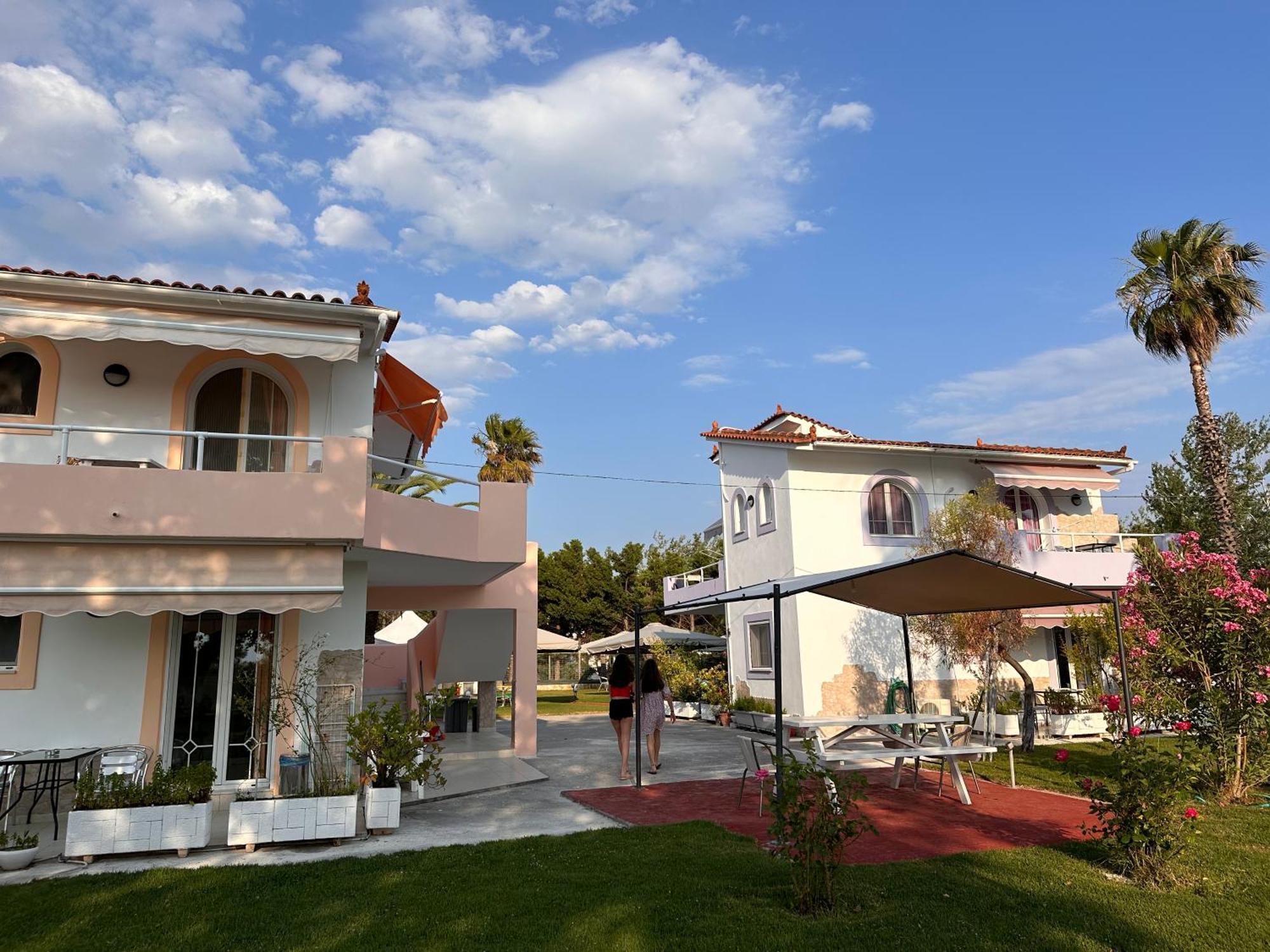 7Syn7 Aparthotel Oreoi Exterior foto
